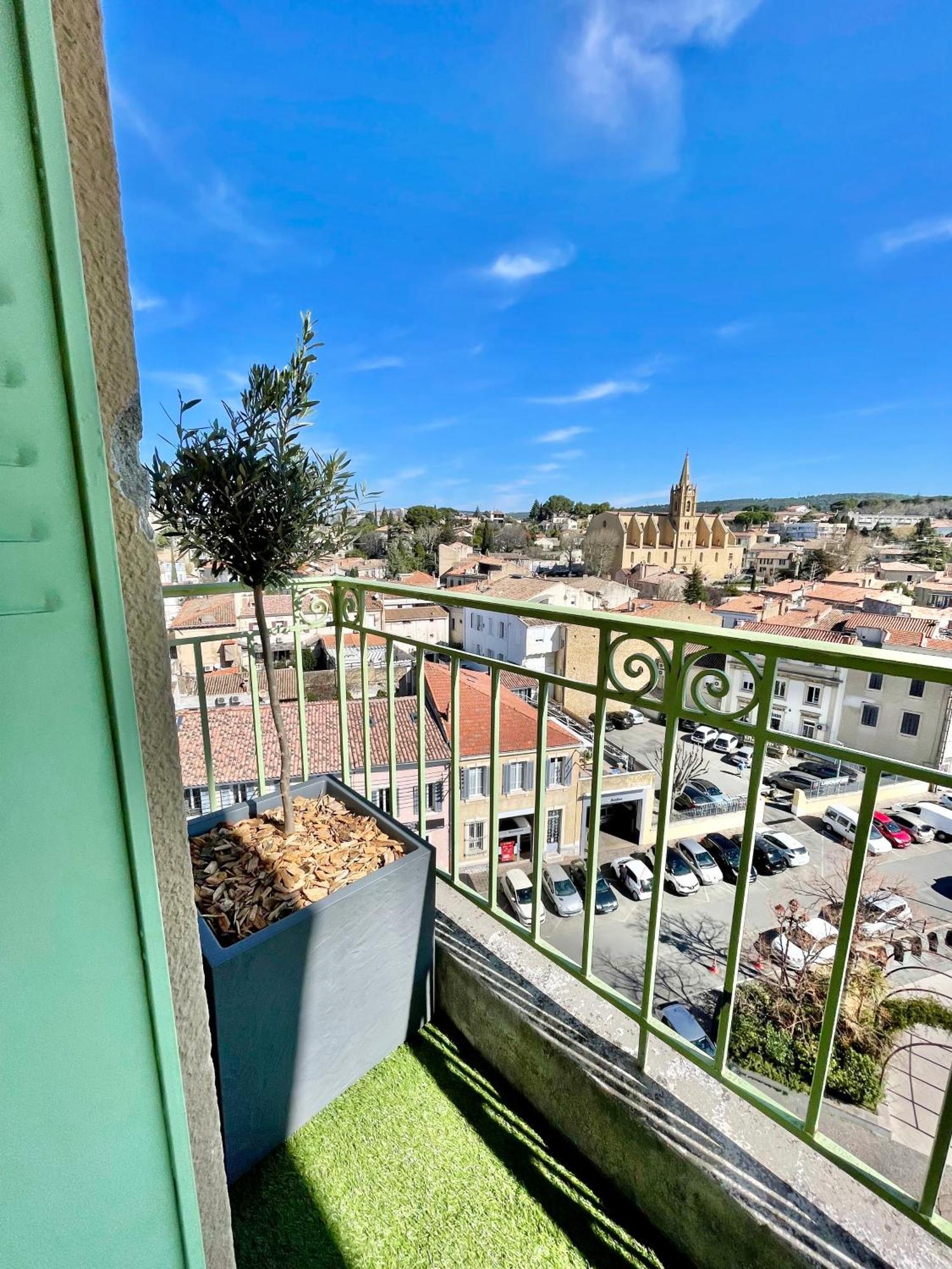 Appartement Le Panoramique Salonais Extérieur photo